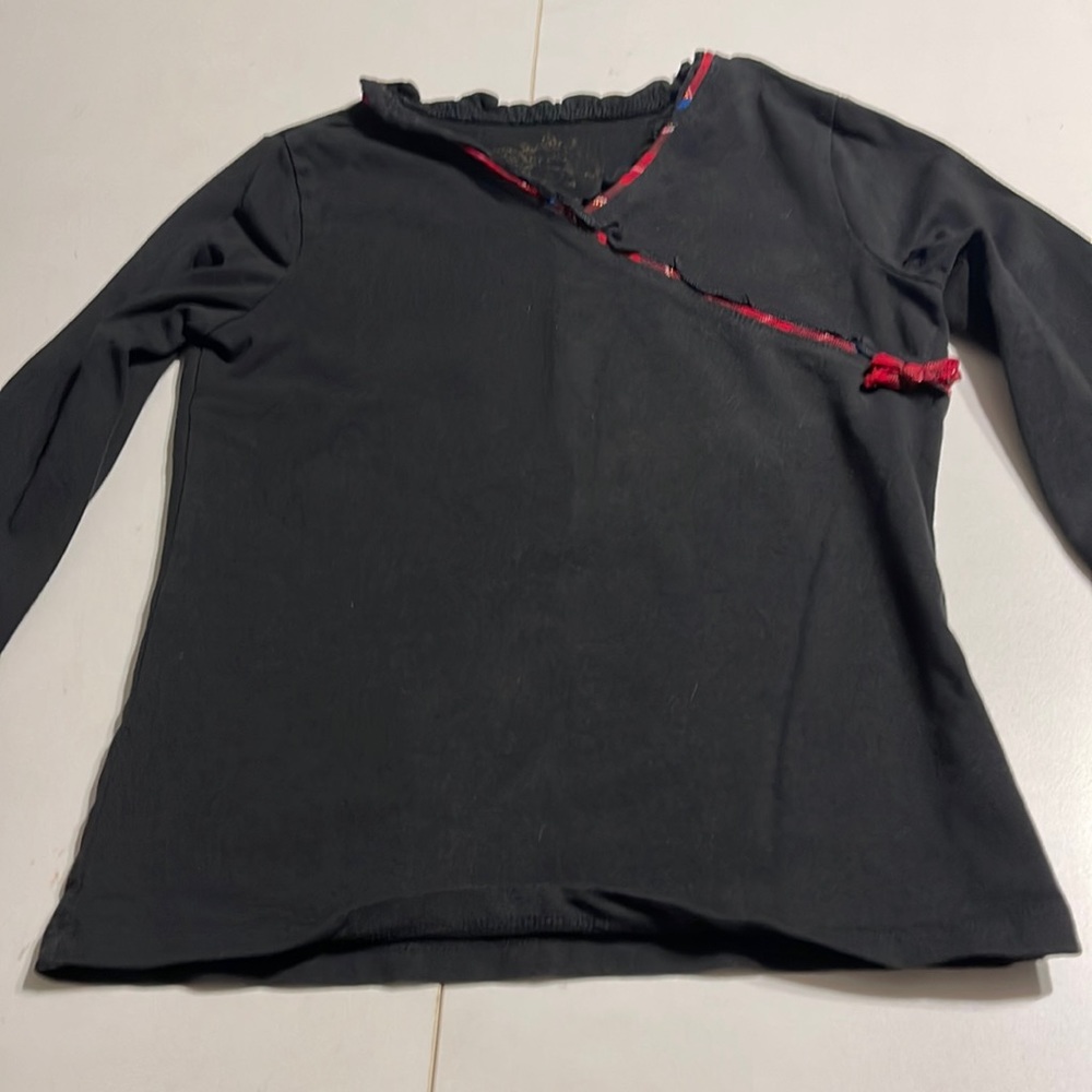 Girls black shirt